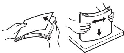 OKI MC780DFN - Courbez le papier en avant et en arrière, puis aérez-le. Alignez les bords de la pile de papier sur une surface plane. - 1