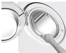 BEKO WDW85122 - Nettoyage du hublot et du tambour - 2