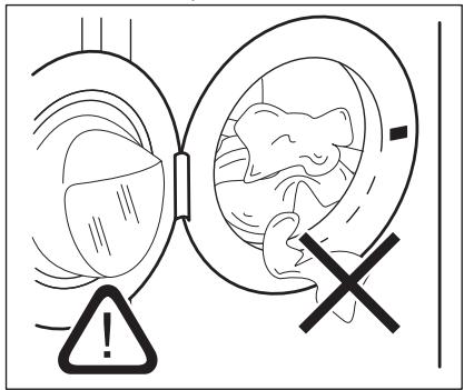 ELECTROLUX EWW147472W - Chargement du linge - 1