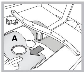 ARISTON LSP720 - Cleaning the filters - 3