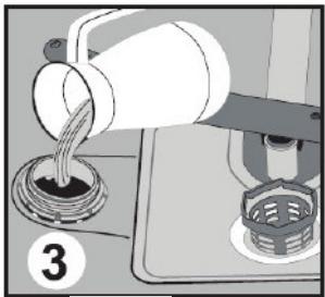 HAIER DW15T2145 - Chargement du sel dans le réservoir de l'adoucisseur d'eau - 2