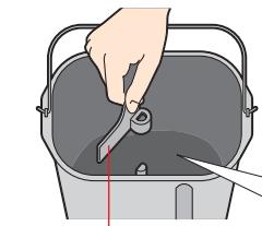 PANASONIC SD-BH104 - Extraiga el recipiente del pan y colocque la pala de amasar - 2