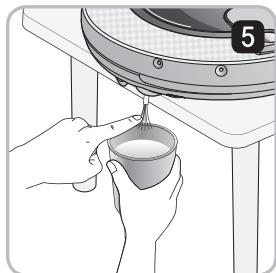 LG VR8600RB - Manipulation des brosses laterales - 6