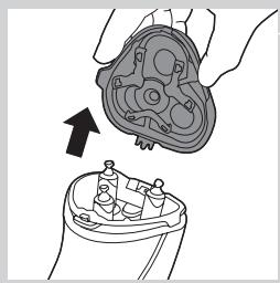PHILIPS QG3337/15 - Ajopään puhdistaminen harjalla - 2