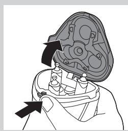 PHILIPS QG3337/15 - Never use compressed air, scouring pads, abrasive cleaning agents or aggressive liquids such as petrol or acetone to clean the appliance. - 4