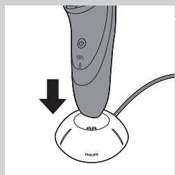 PHILIPS CLICK&STYLE S728/20 - Come caricare l'apparecchio nel supporto di ricarica (solo PT866/PT739) - 1