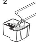 PANASONIC ER-GB80-S503 - Gießen Sie Wasser und Reinigungsmittel in die Reinigungsflüssigkeitseinheit. - 2