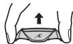 PANASONIC ER-GB80-S503 - ▶ Fixer la section de la grille de protection - 1