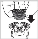 PHILIPS HC7460/15 - Rengöra rakapparaten under rinnande vatten - 4