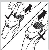 PHILIPS HC7460/15 - Bruke skjeggystylertilbehoret med kam - 1