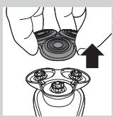 PHILIPS HC7460/15 - Rengöra rakapparaten under rinnande vatten - 2