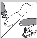 PHILIPS HC7460/15 - Removing the rechargeable shaver battery - 1