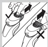 PHILIPS HC7460/15 - Cleaning the beard styler attachment - 1