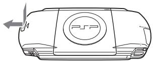 SONY PS3 ULTRA SLIM,MV - Retirez le couvercle de la batterie. - 1