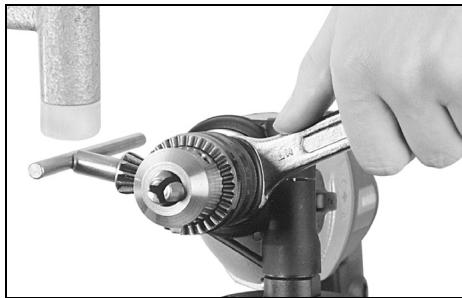 METABO UHE2450 - De boorhouser verwijderen - 5
