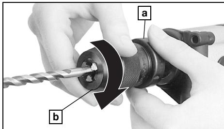 METABO UHE2450 - Tool change with Futuro Top keyless chuck (3) - 1