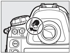 NIKON D7500 - Fermer l'obturateur d'oculaire - 1