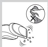PHILIPS S5550 SHAVER SERIES 5000 - Cleaning the trimmer attachment - 2