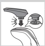 PHILIPS S5550 SHAVER SERIES 5000 - Het verwijderen en bevestigen van de opklikbare hulpstukken - 2