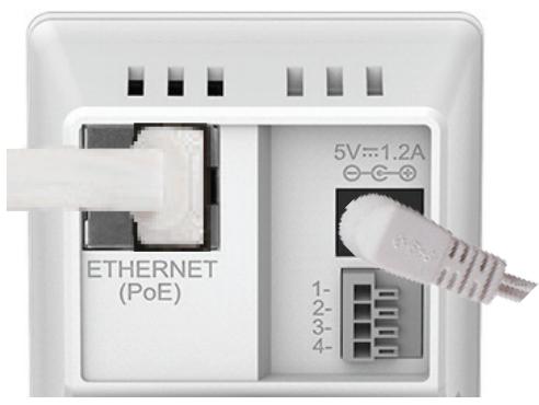 D-LINK 1008D - Branchez l'adaptateur secteur externe (facultatif) - 1
