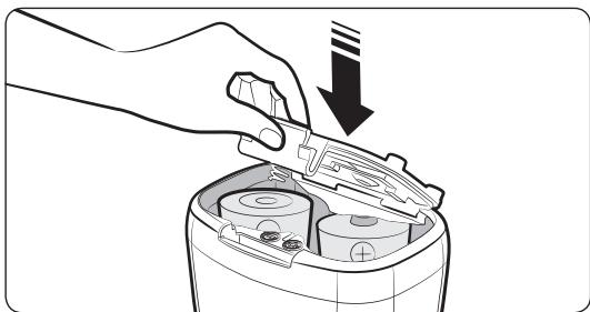 SAMSUNG SR8875 NAVIBOT - Insertion des piles - 3