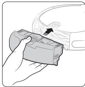 SAMSUNG SR8875 NAVIBOT - Cleaning the dustbin - 8