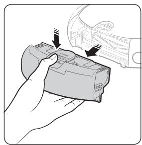 SAMSUNG SR8875 NAVIBOT - Nettoyage du réservoir de poussière - 1
