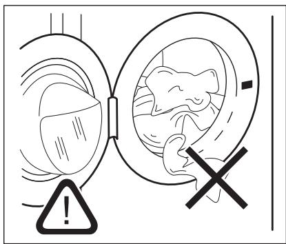 ELECTROLUX EWF1495RB - Chargement du linge - 1