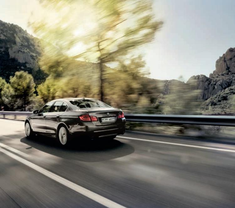 BMW SÉRIE 5 BERLINE - Appel d'urgence BMW assist. - 1