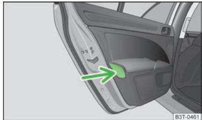SKODA SUPERB - Compartment pour paraplue - 1