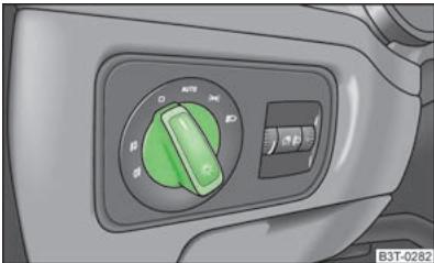 SKODA SUPERB - Allumer et teeindre l'éclairage - 1