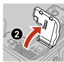 NIKON P950 - Inserting the battery and memory card - 2