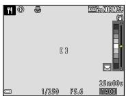 NIKON P950 - Adjust hue by using the command dial. - 1