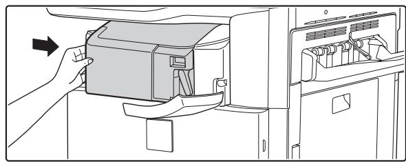 SHARP MX 2614 - Remplacez la boîte d'agrafes. - 1