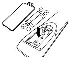 YAMAHA MUSICCAST RX-V683 - MUSICCAST RXV683 - Insérer les batteries - 1