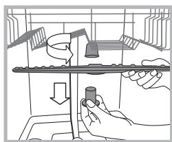 WHIRLPOOL WFC3C22PX - Cleaning the spray arms - 1