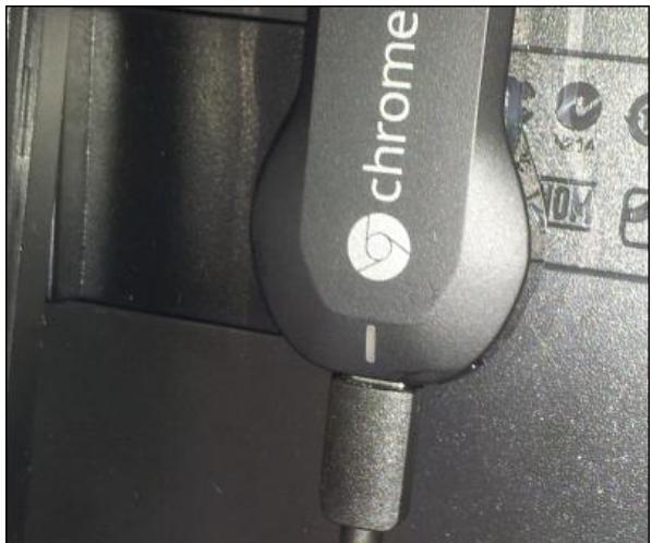 GOOGLE CHROMECAST VIDEO (3RD) - Brancher la clé Chromecast - 4