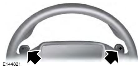 FORD EVEREST - Tirez la palette + au volant pour activer le/selecteur bifonction Select Shift. - 1