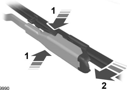 FORD EVEREST - REEMPLACEMENT DES BALAIS D'ESSUIE-GLACE - 1