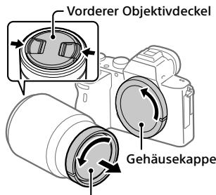 SONY ALPHA 6400 - Nehmen Sie die Gehäusekappe von der Kamera und den hinteren Objektivdeckel von der Rückseite des Objektivs ab. - 1