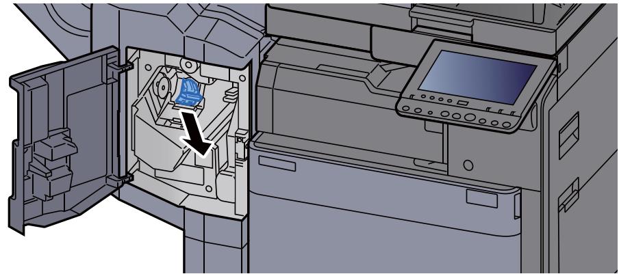 KYOCERA TASKALFA 306CI - Élimination des agrafes coincées dans le module de finition 1000 feuilles - 9