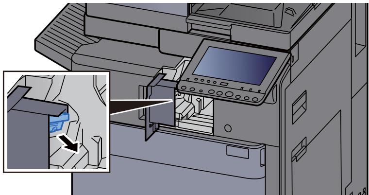 KYOCERA TASKALFA 3252CI - Retirer le porte-cartouche d'agrafes. - 1