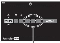 OLYMPUS OM-D E-M1 - Réglez la date, l'heure et le format de la date. - 1