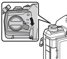 OLYMPUS PEN-F - Comment fixer un objectif sur l'appareil photo - 1