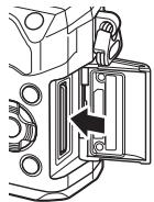OLYMPUS PEN-F - ■ Retrait de la carte - 1