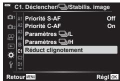 OLYMPUS OM-D E-M1X - ■Réduction du clignotement dans les photographies (Photo antiscintillage) - 1