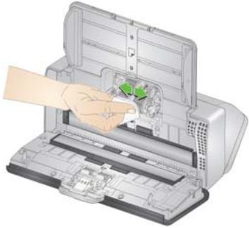 KODAK ALARIS S2070 - Nettoyage des rouleaux d'alimentation - 5