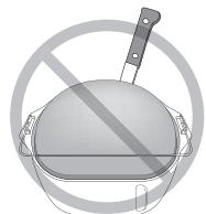 PANASONIC CROUSTINA SD-ZF2010KXF - El recipiente del pan y la pala de amasar están recubiertos con cerámica para evitar las manchas y para facilitar la extracción del pan. - 1