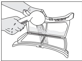 BEKO BDS8534W - Nettoyage du filtré à peluche / Surface interieure de la porte de chargement - 8