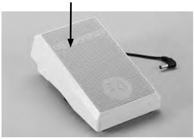 BERNINA 335 - Terminer la broderie de la couleur - 1